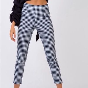 Princess Polly “Iggy” High Waisted Crops, Size 2